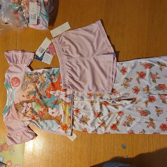 Disney princess 3 piece pyjama set - Picture 1 of 4